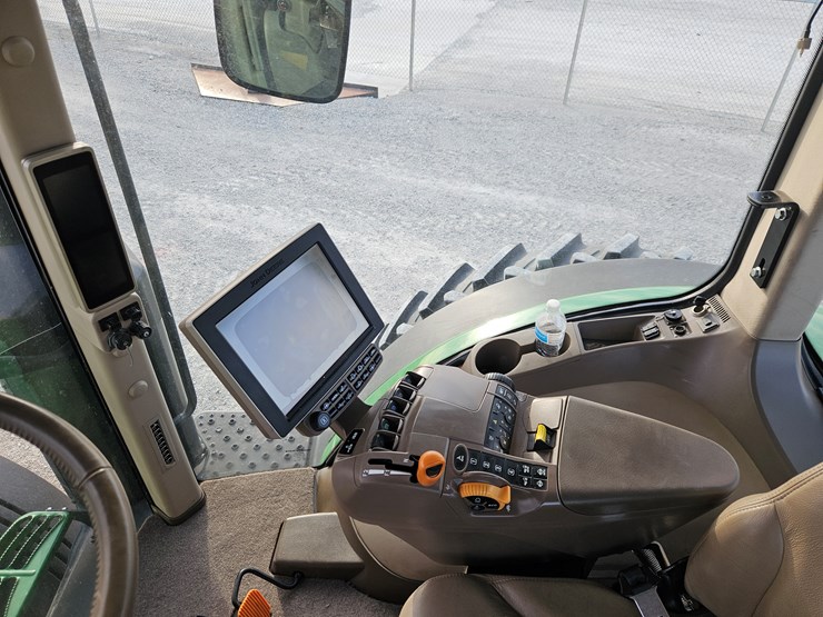 john-deere-7230r-image-16