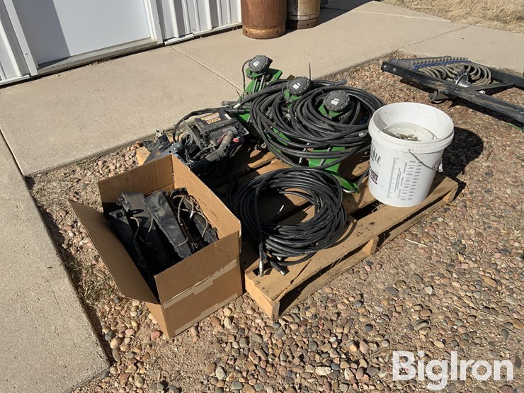 john-deere-16-image-7