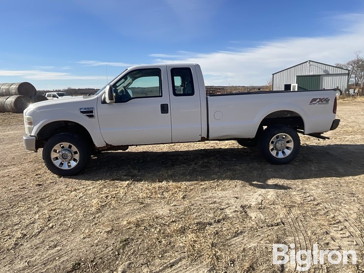 ford-f350-xl-image-8