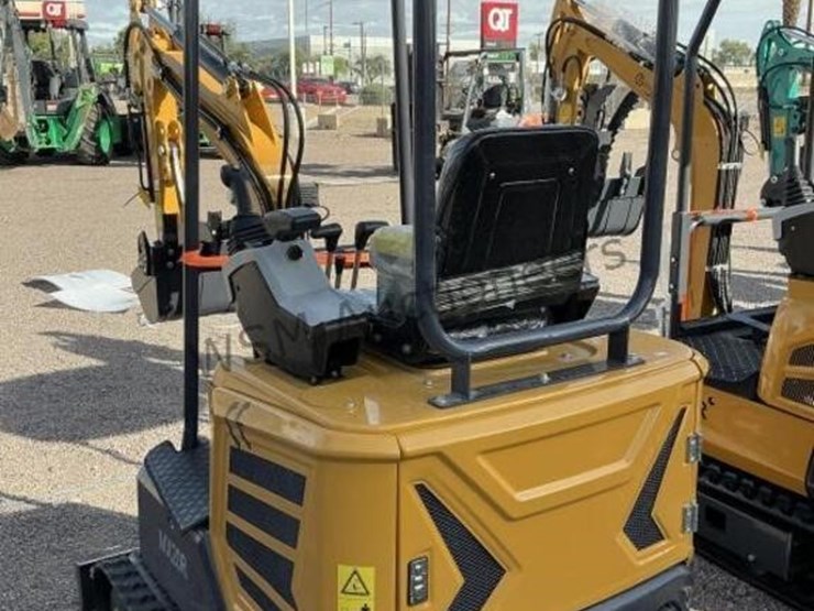 2025-cfg-mx20r-mini-excavator-image-3