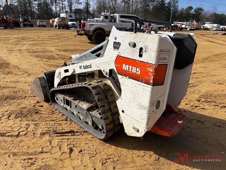 2018-bobcat-mt85-image-3