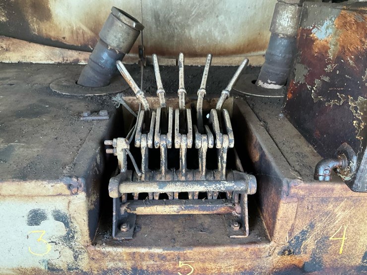 international-1854s-image-45