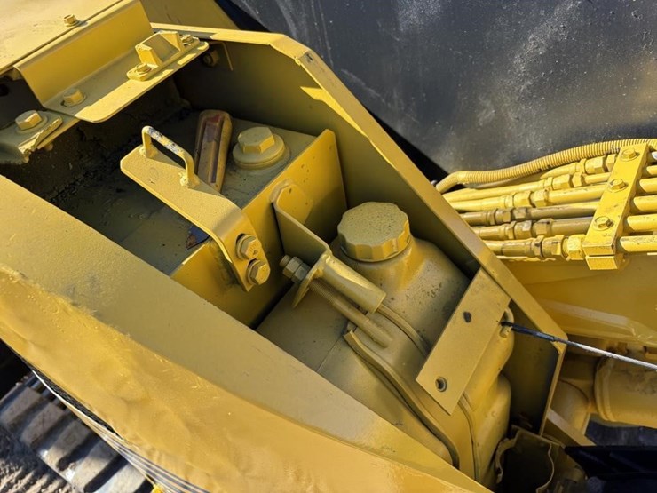 komatsu-pc12uu-2-image-29