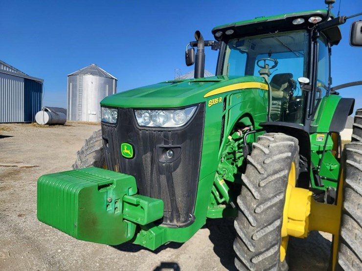 john-deere-8335r-image-10