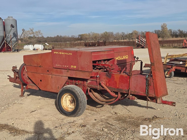 new-holland-315-image-7