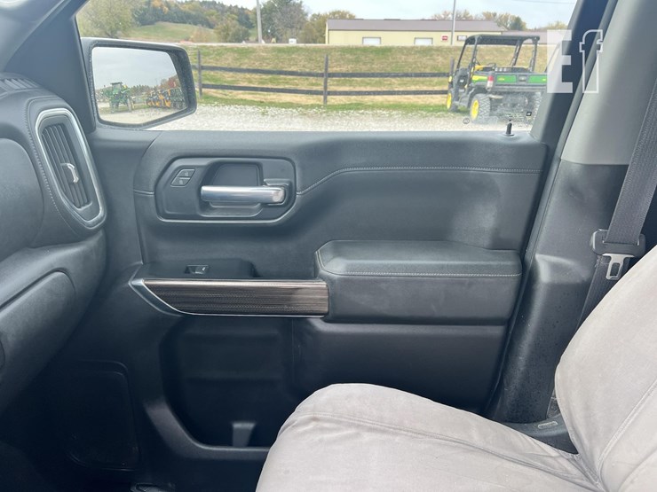 chevrolet-silverado-1500-image-20