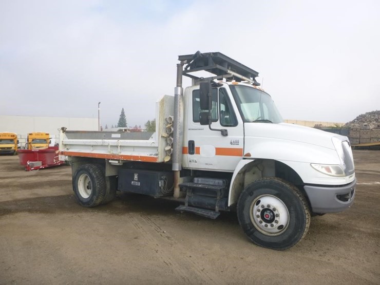 international-durastar-4400-image-2