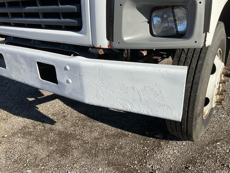 gmc-topkick-image-12