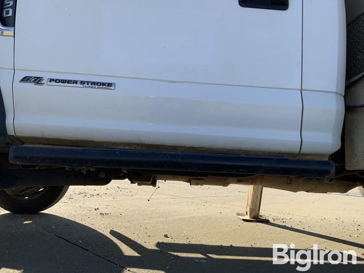 ford-f550-xl-image-19