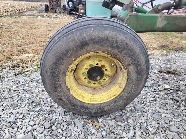john-deere-2600-image-24
