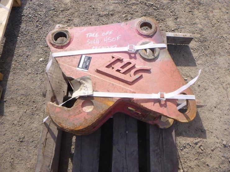 caterpillar-450f-image-5