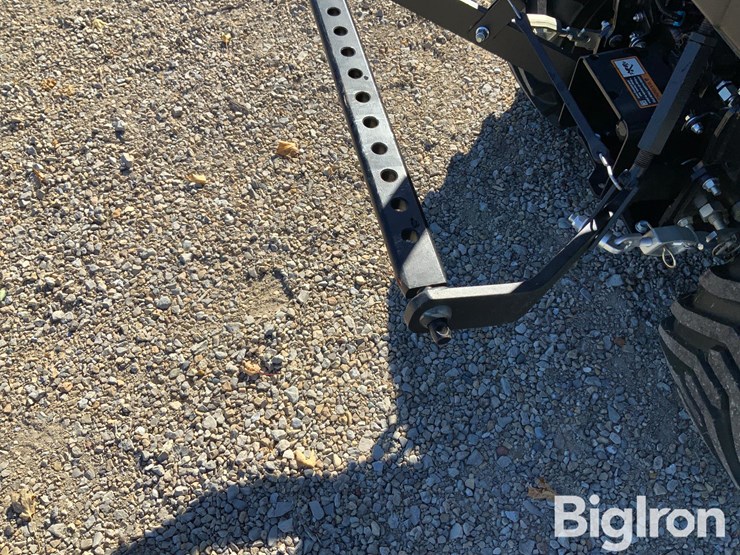 john-deere-1025r-image-11