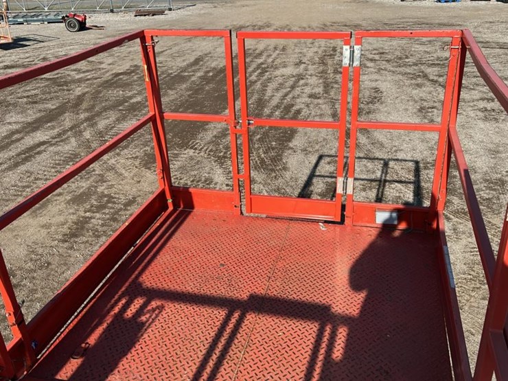 skyjack-sj8243rt-image-36