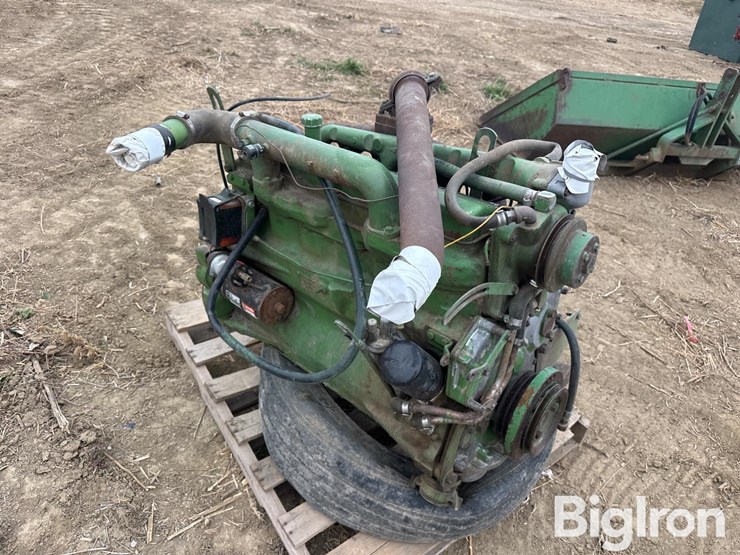 john-deere-329-image-3