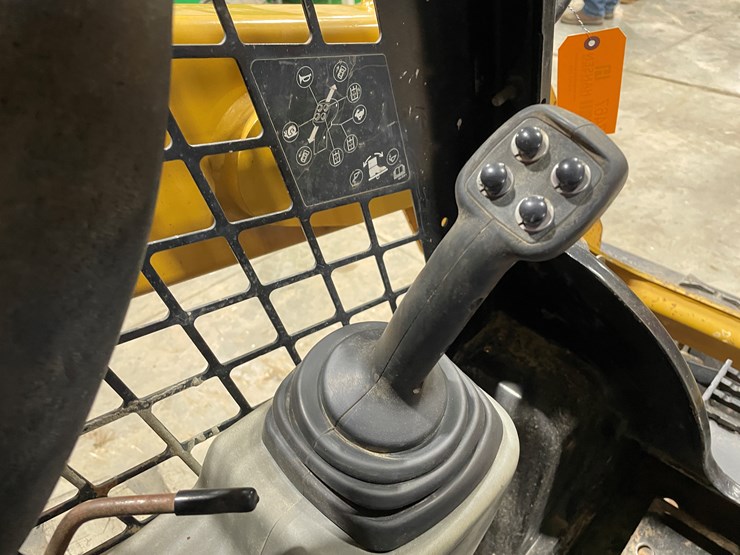 caterpillar-249d-image-28