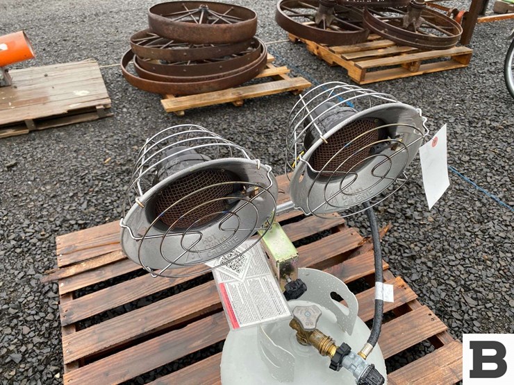 dyna-glo-tt30000m-propane-heater-w/blue-rhino-15lb-propane-tank-image-4