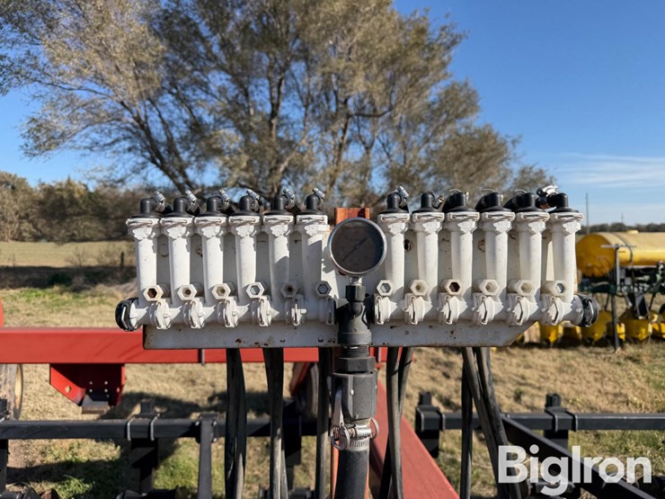 redball-2000-image-17