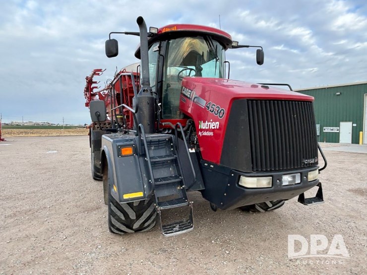 case-ih-titan-4530-image-5