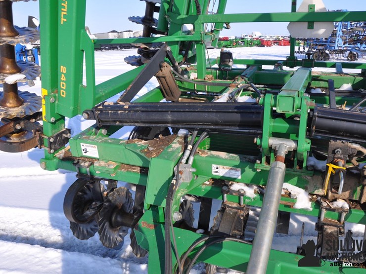 great-plains-2400tt-image-16