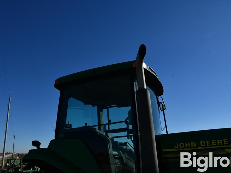 john-deere-8410t-image-17