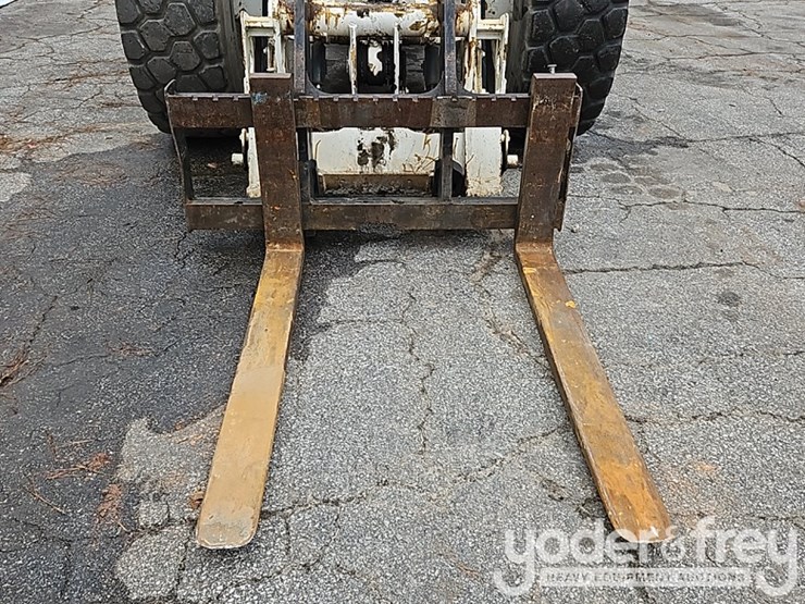 2014-caterpillar-930k-image-33