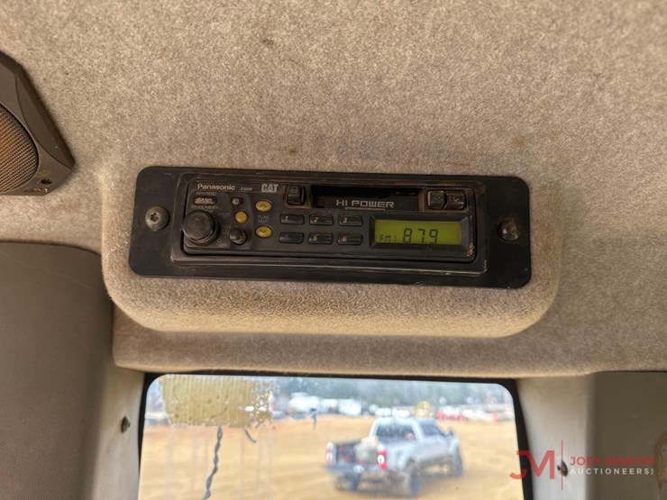 caterpillar-953c-image-25