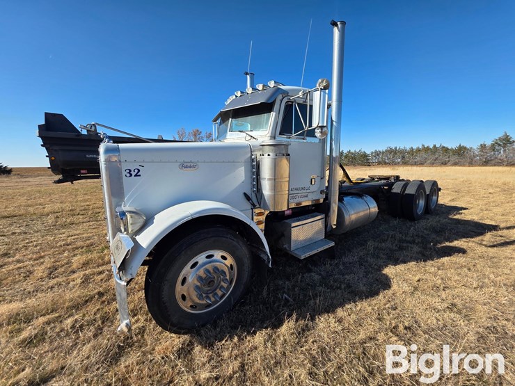 peterbilt-379-image-1