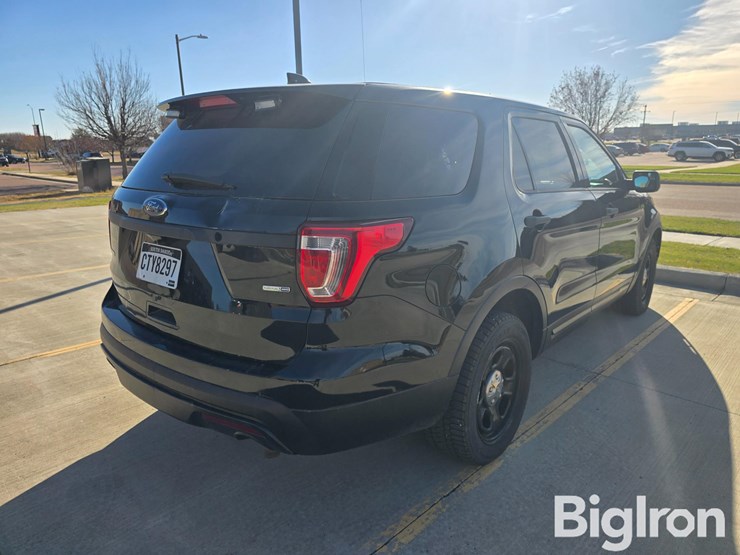 ford-explorer-police-interceptor-image-5