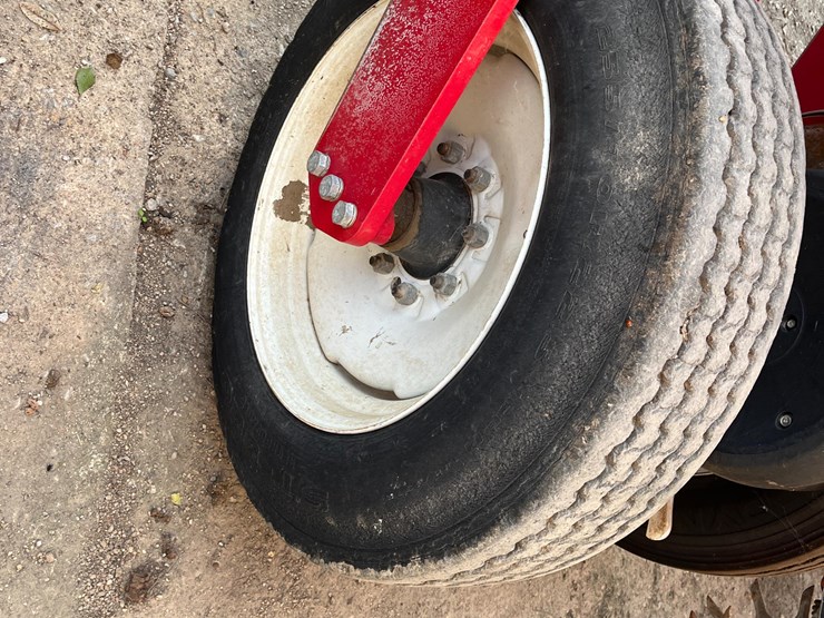 massey-ferguson-8800-image-10