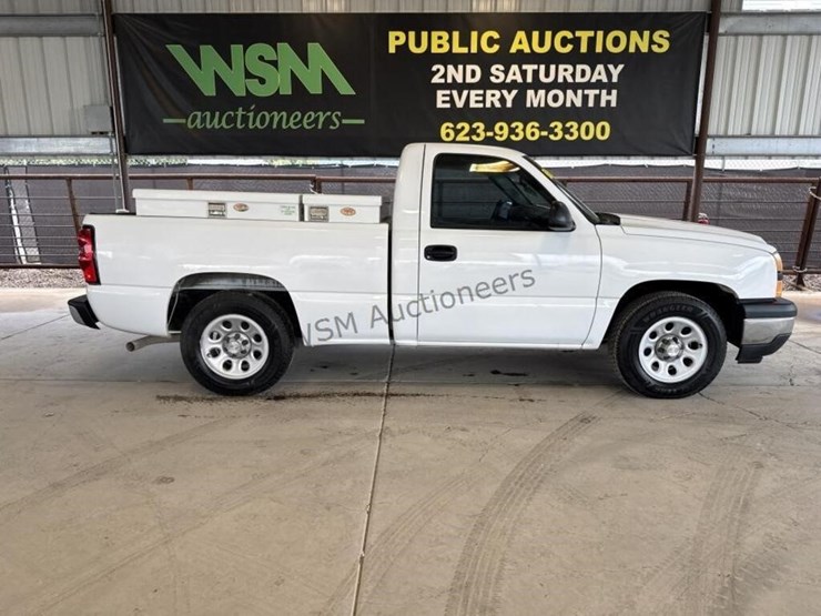 2006-chevrolet-silverado-1500-image-1