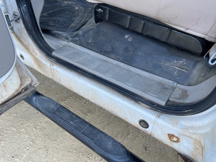 ford-f250-xl-image-40