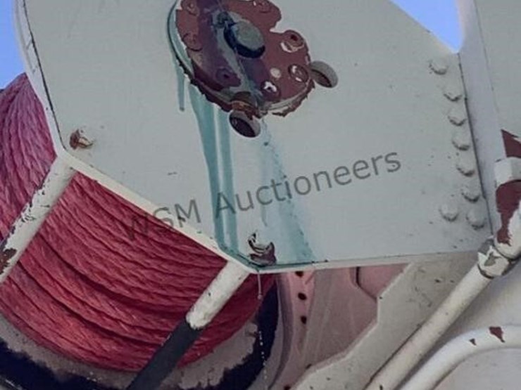 2014-ram-4500-bucket-truck-image-36