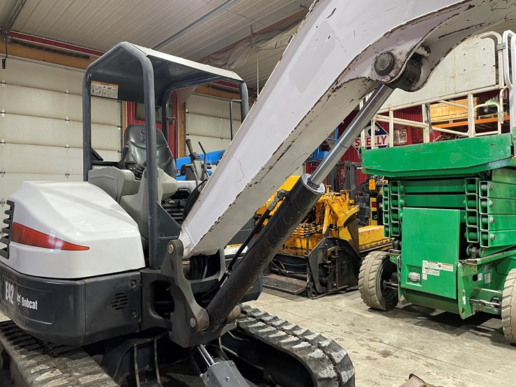 bobcat-e42-image-11
