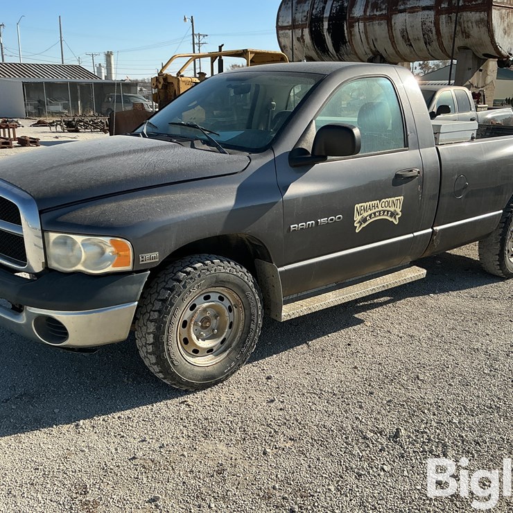 2004 DODGE 1500