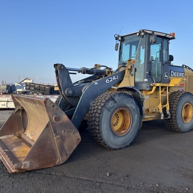DEERE 624J