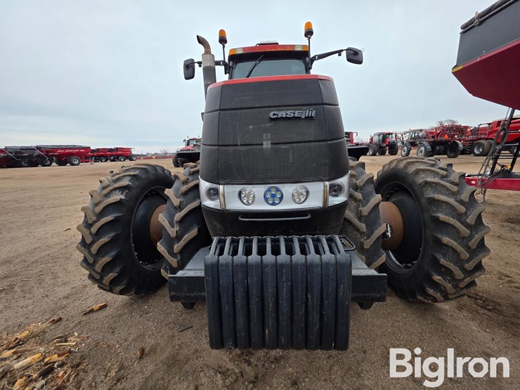 case-ih-magnum-305-image-2