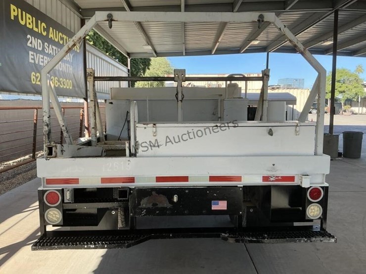 2012-ford-f550-image-6