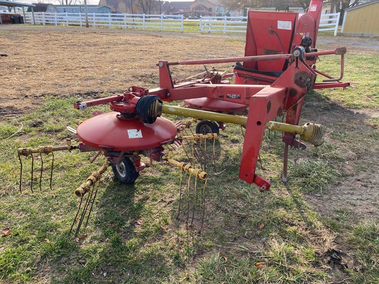 new-holland-254-image-2