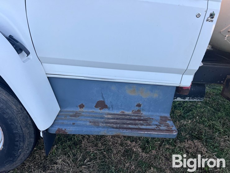 1998-ford-f700-image-19