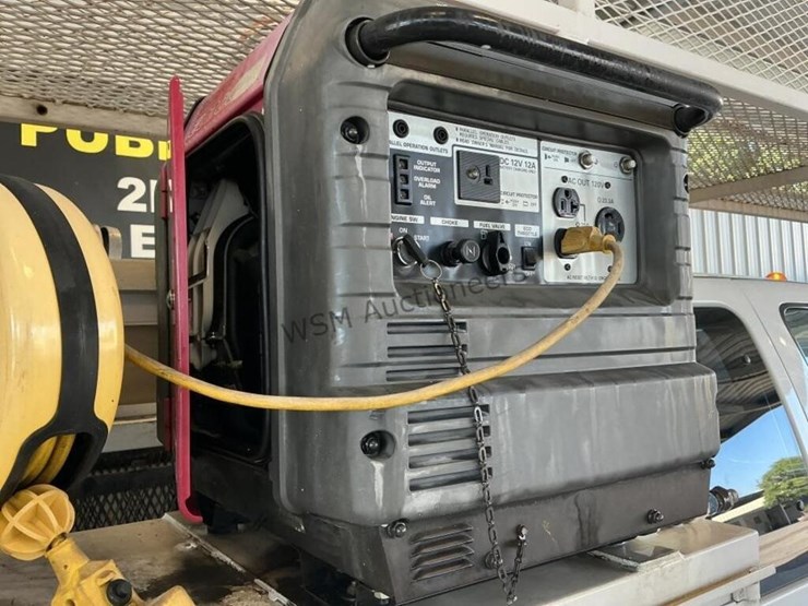 2014-ford-f550-image-9