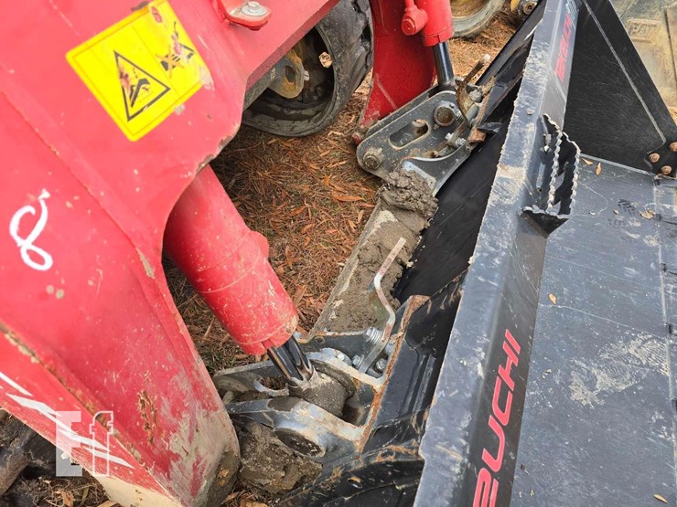 takeuchi-tl12v2-image-16