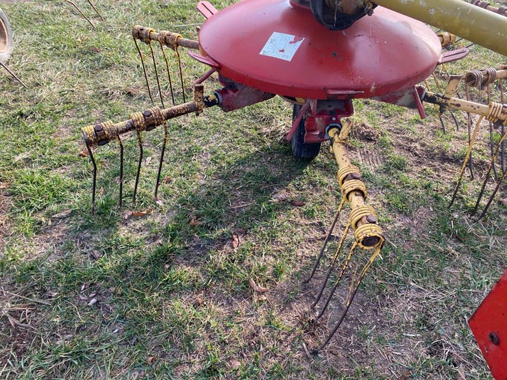 new-holland-254-image-12