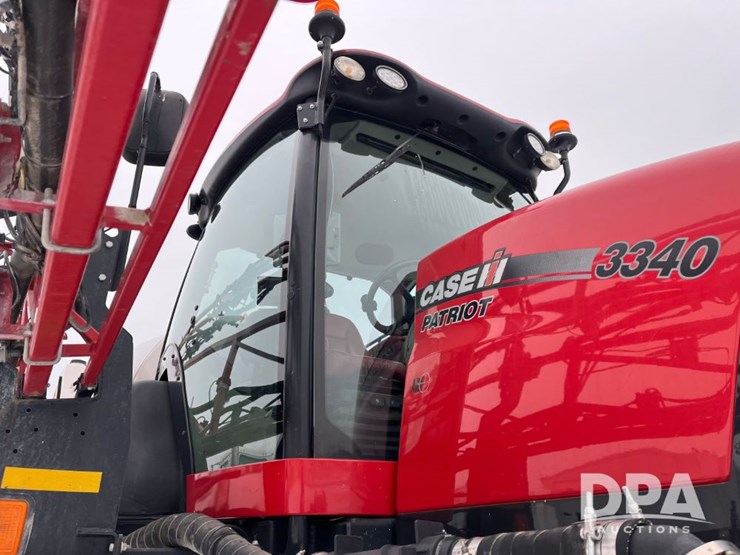case-ih-patriot-3340-image-21