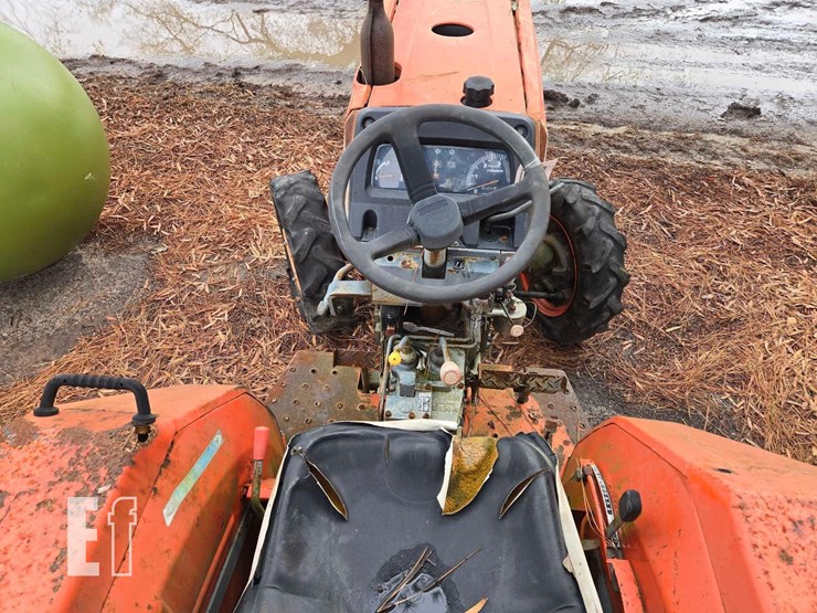 kubota-l3000f-image-7
