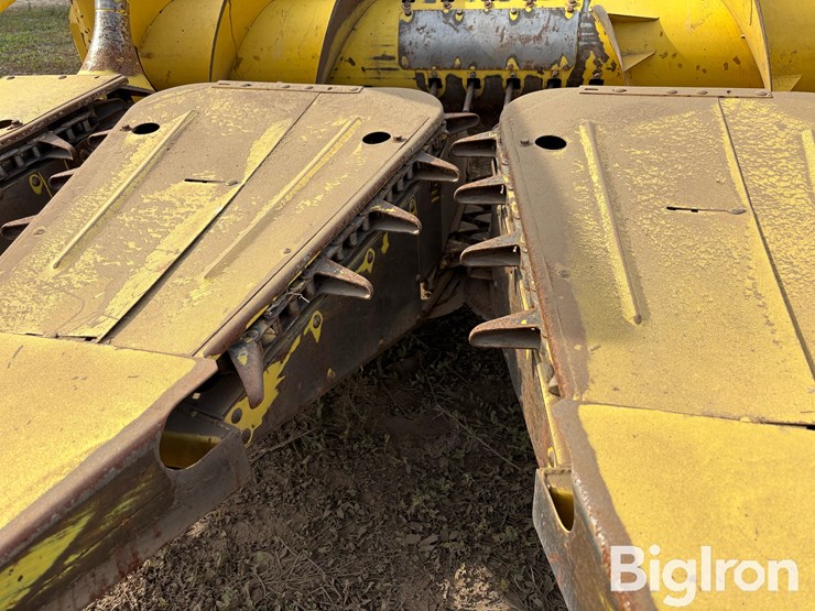 new-holland-1880-image-11