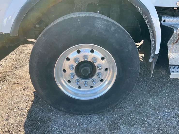 kenworth-t800-image-16