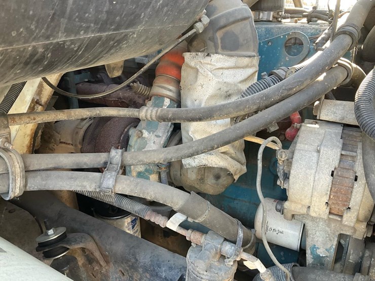 2001-international-4900-image-92