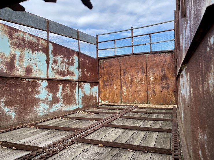 #200-•-forage-king-14"-chopper-box-(boyceville,-wi)-image-16