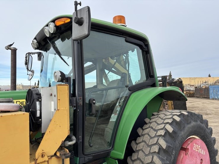 john-deere-7130-image-25