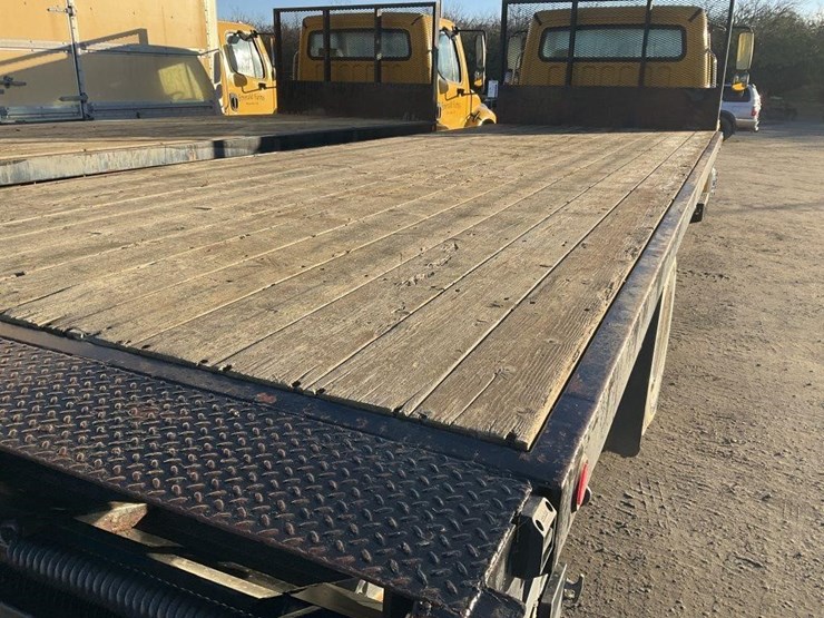 caterpillar-c7-image-7